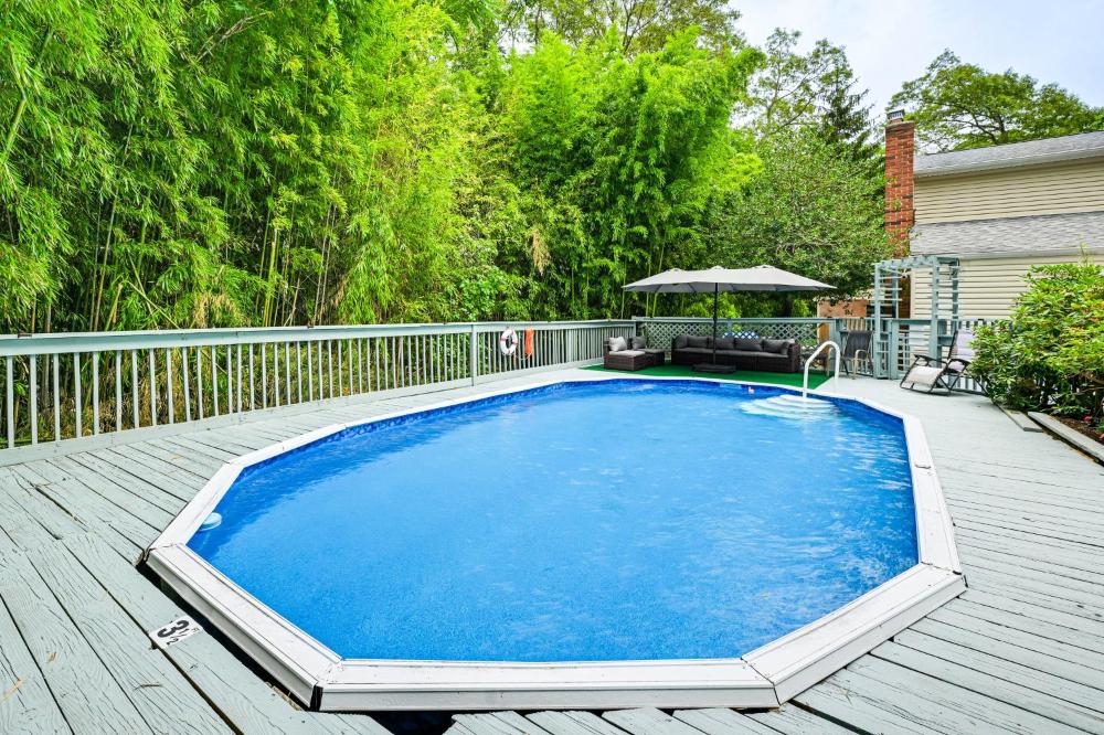 Tranquil and Pet-Friendly Estate on Long Island!
